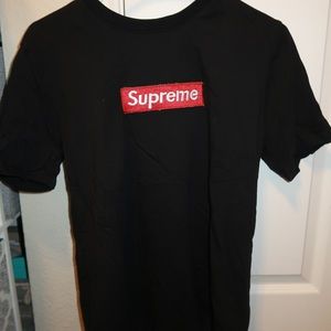 Supreme T-Shirt